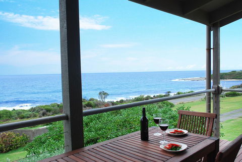 5 Whitecrest Great Ocean Road Resort - Ocean Views - Lennox Head Accommodation 0