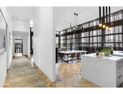 Ultimate Luxury Penthouse From The Block - Lennox Head Accommodation 16