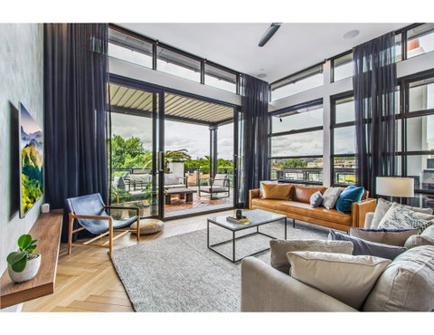 Ultimate Luxury Penthouse From The Block - Lennox Head Accommodation 0