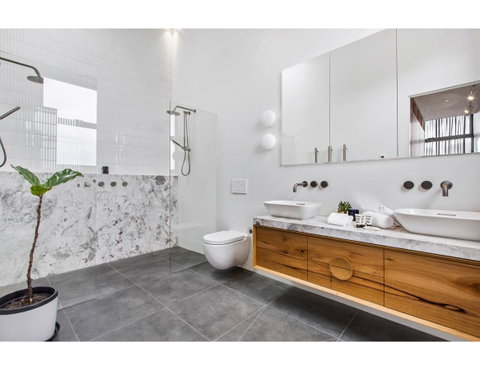 Ultimate Luxury Penthouse From The Block - Lennox Head Accommodation 2