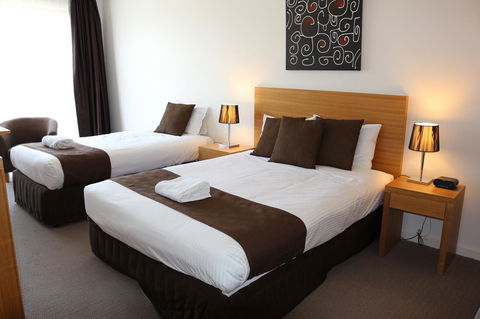 Bairnsdale International - Lennox Head Accommodation 12