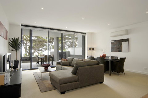 C-Scape Water Front Apartment - Lennox Head Accommodation 3