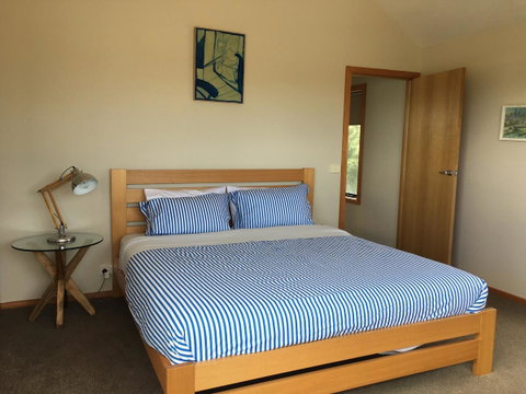 Apostle Hideaway - Central Port Campbell - Lennox Head Accommodation 7