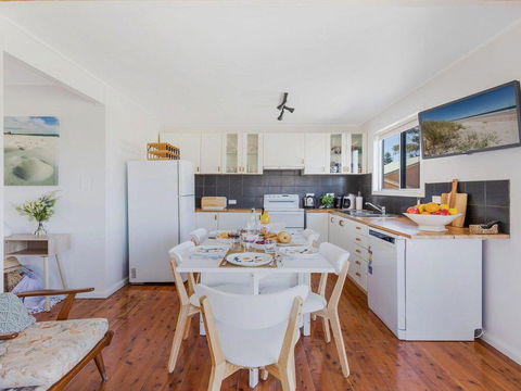 The Chalet At Callala Beach - Beach House Character - Lennox Head Accommodation 1