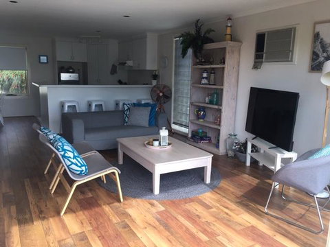 The Esplanade Holiday Home - Lennox Head Accommodation 3