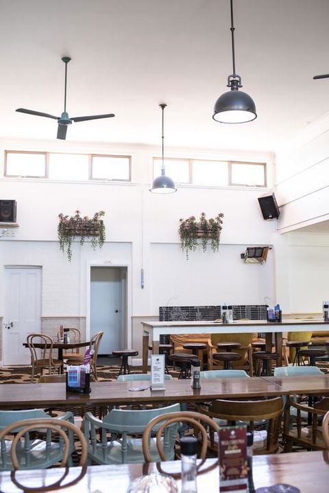 The Oaks Hotel - Lennox Head Accommodation 3