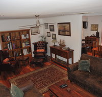 The Pommy Tree - Lennox Head Accommodation