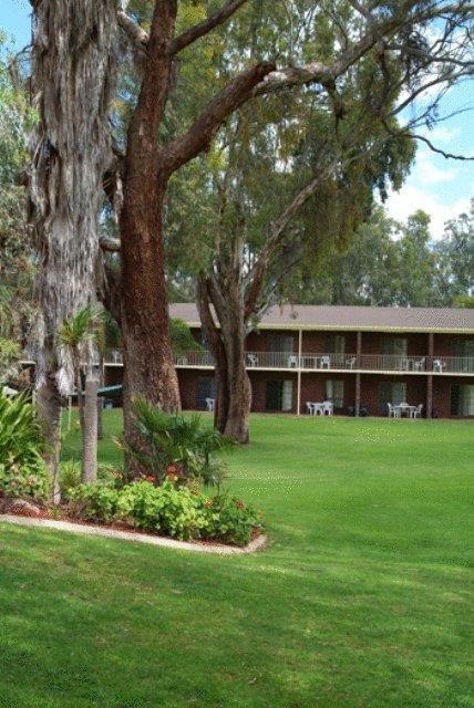 Tocumwal Golf Resort - Lennox Head Accommodation 3