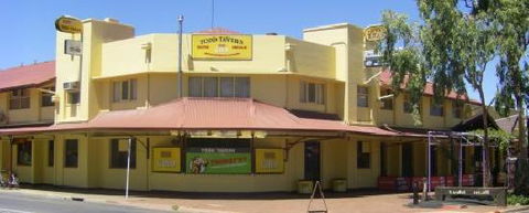 Todd Tavern - Lennox Head Accommodation 1