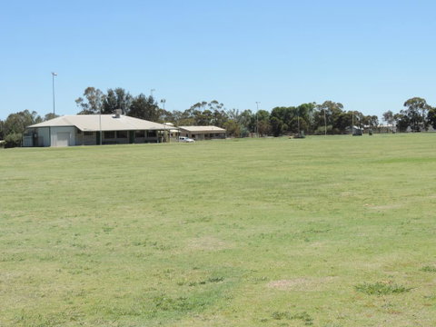 Tooleybuc Country Roads Motor Inn - Lennox Head Accommodation 0