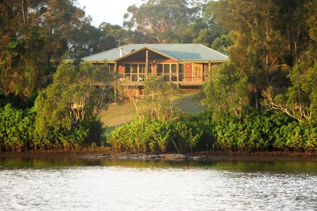 Deep Creek ACT Lennox Head Accommodation