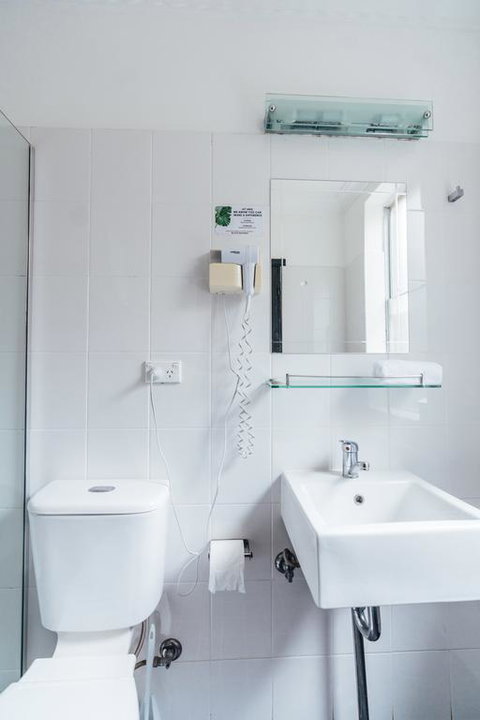 UNO Hotel Sydney - Lennox Head Accommodation 3