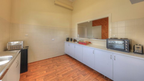 Village Stays Coldstream Gallery Apartment - Lennox Head Accommodation 2