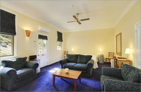 Walhalla's Star Hotel - Lennox Head Accommodation 2