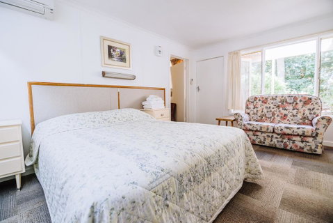 Warburton Lodge - Lennox Head Accommodation 2