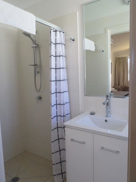 Warrego Hotel Motel Cunnamulla - Lennox Head Accommodation 1