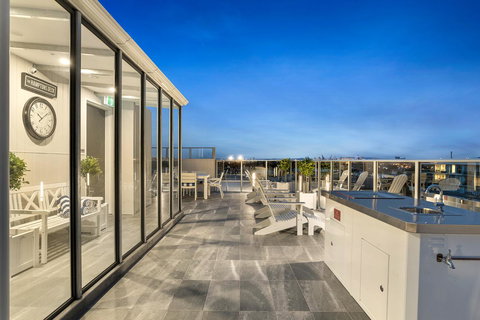 The Hamptons Apartments - Port Melbourne - Lennox Head Accommodation 18