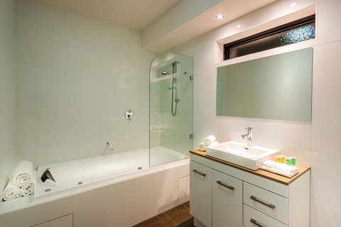 Crest On Barkly Serviced Apartments - Lennox Head Accommodation 5