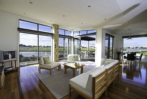 19 Glen Eagles Close - Lennox Head Accommodation 0