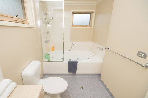 The Pitch - Lennox Head Accommodation 19