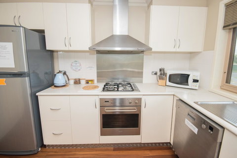 The Pitch - Lennox Head Accommodation 8