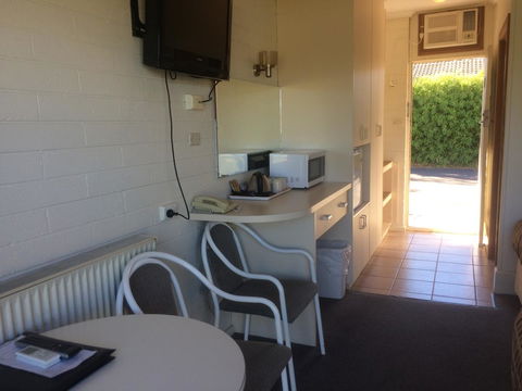 Ambassador Motor Inn - Lennox Head Accommodation 11