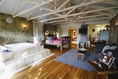 Ditto Daddy's - Lennox Head Accommodation 7