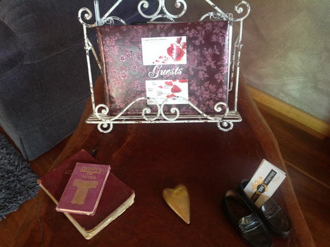 Ditto Daddy's - Lennox Head Accommodation 1