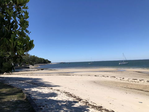 Bribie Island Hotel - Lennox Head Accommodation 9