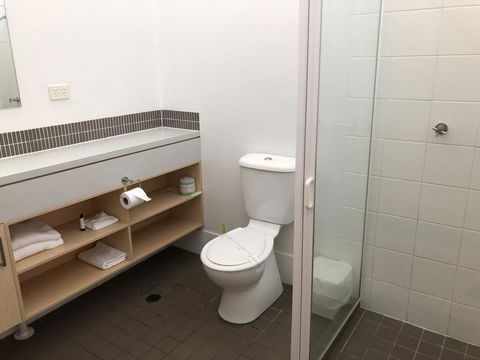 Bribie Island Hotel - Lennox Head Accommodation 4
