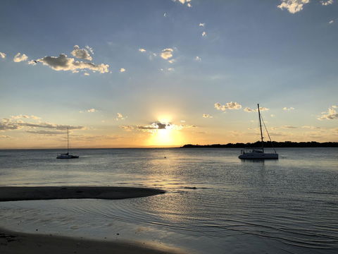 Bribie Island Hotel - Lennox Head Accommodation 8