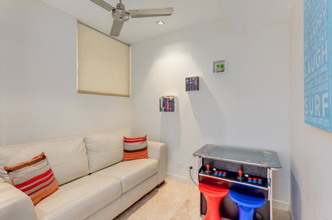 Apartment Dees Retreat - Lennox Head Accommodation 18