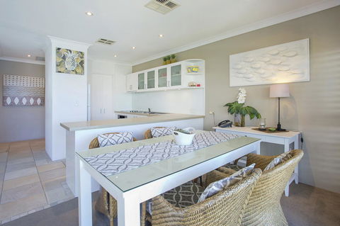 Noosa Shores Resort - Lennox Head Accommodation 24