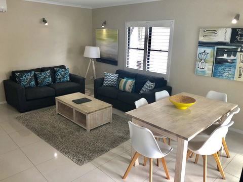 Bella Casa Noosa - Lennox Head Accommodation 17