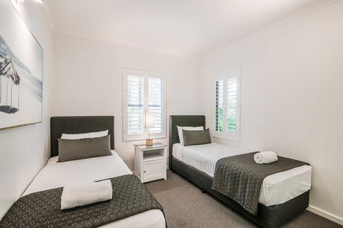 Bella Casa Noosa - Lennox Head Accommodation 7