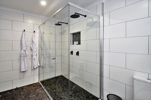 Hotel Grand Chancellor Townsville - Lennox Head Accommodation 7