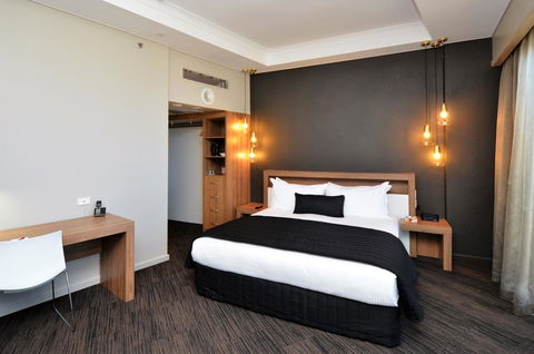 Hotel Grand Chancellor Townsville - Lennox Head Accommodation 4