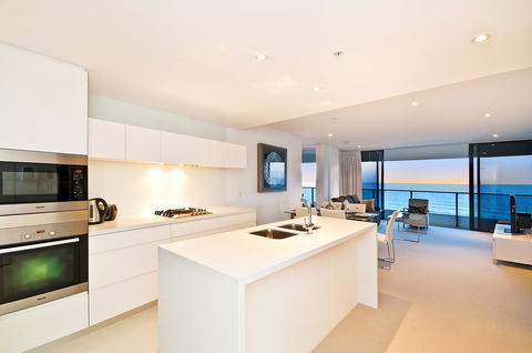 Oracle Resort Broadbeach - Gclr - Lennox Head Accommodation 31