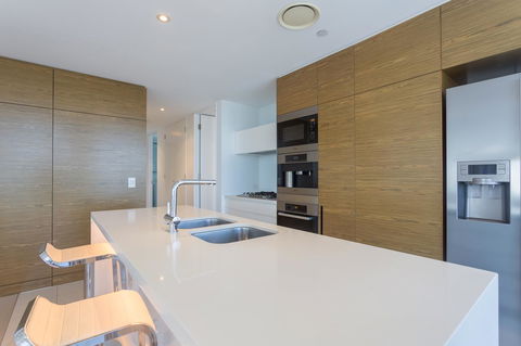 Oracle Resort Broadbeach - Gclr - Lennox Head Accommodation 28
