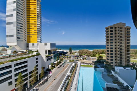 Oracle Resort Broadbeach - Gclr - Lennox Head Accommodation 8