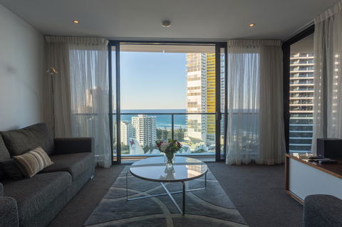 Oracle Resort Broadbeach - Gclr - Lennox Head Accommodation 40