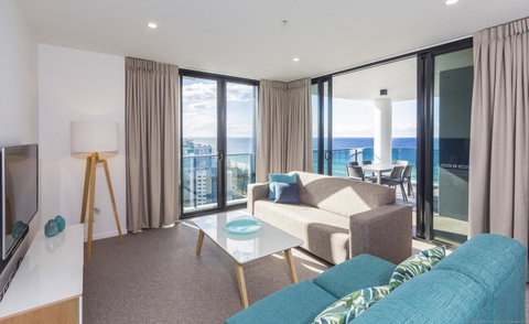 Boardwalk Burleigh Beach - Official - Lennox Head Accommodation 1