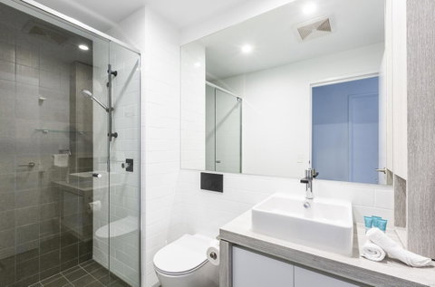 Boardwalk Burleigh Beach - Official - Lennox Head Accommodation 33