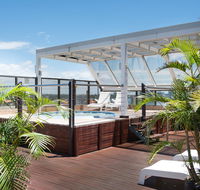 Tiki Hotel Apartments Surfers Paradise - Lennox Head Accommodation