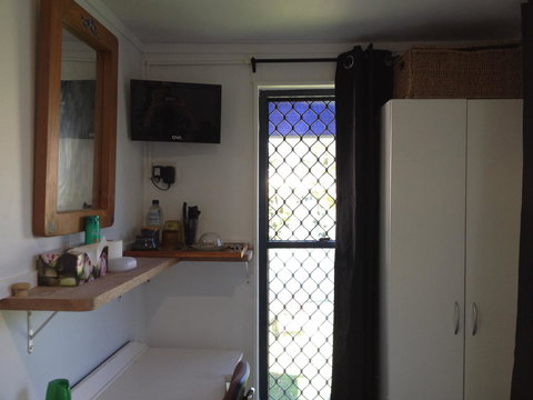 XYL Pets Friendly Seaside Boutique Guesthouse - Lennox Head Accommodation 29
