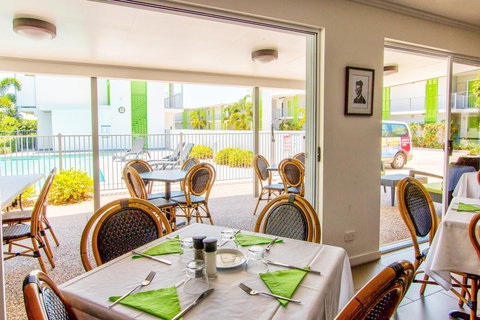 Mackay Oceanside Central Hotel Official - Lennox Head Accommodation 4