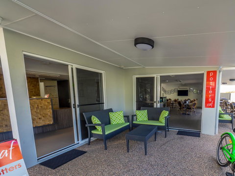 Mackay Oceanside Central Hotel Official - Lennox Head Accommodation 30