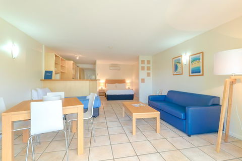 At The Sound Noosa Motel - Lennox Head Accommodation 39