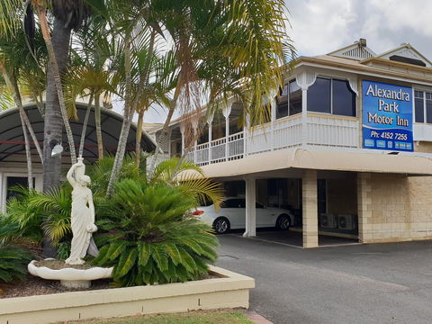 Alexandra Park Motor Inn - Lennox Head Accommodation 1