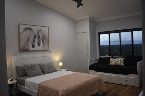 Ironbark House - Lennox Head Accommodation 1